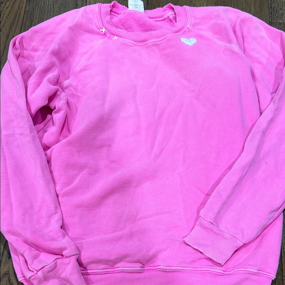 Chic Pink Heart Women's Sweatshirt